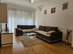 Apartment S&M